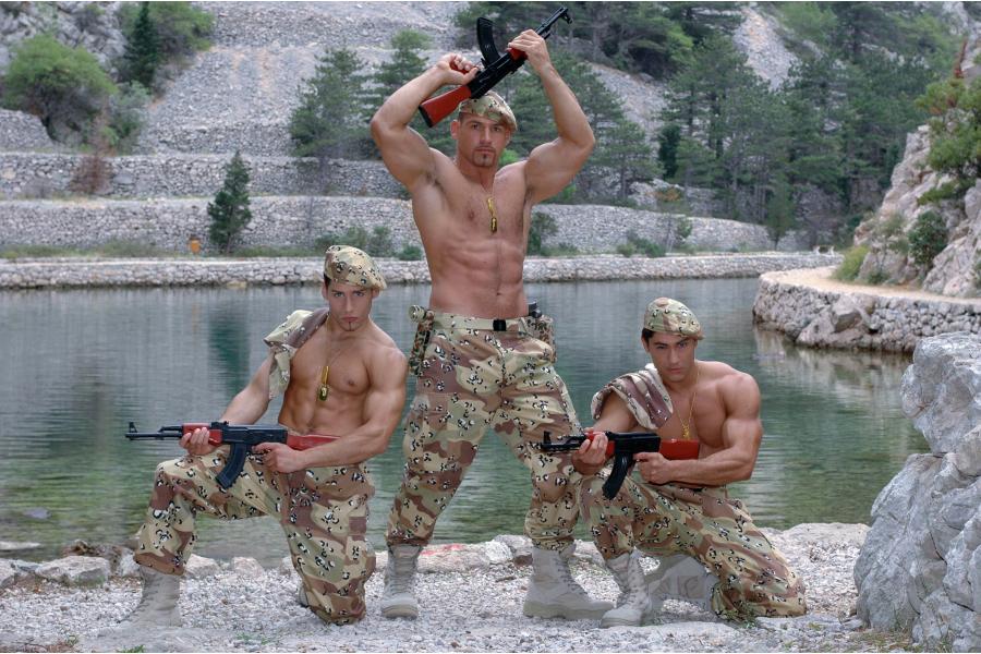 BEIGE ARMY1   130 Photos